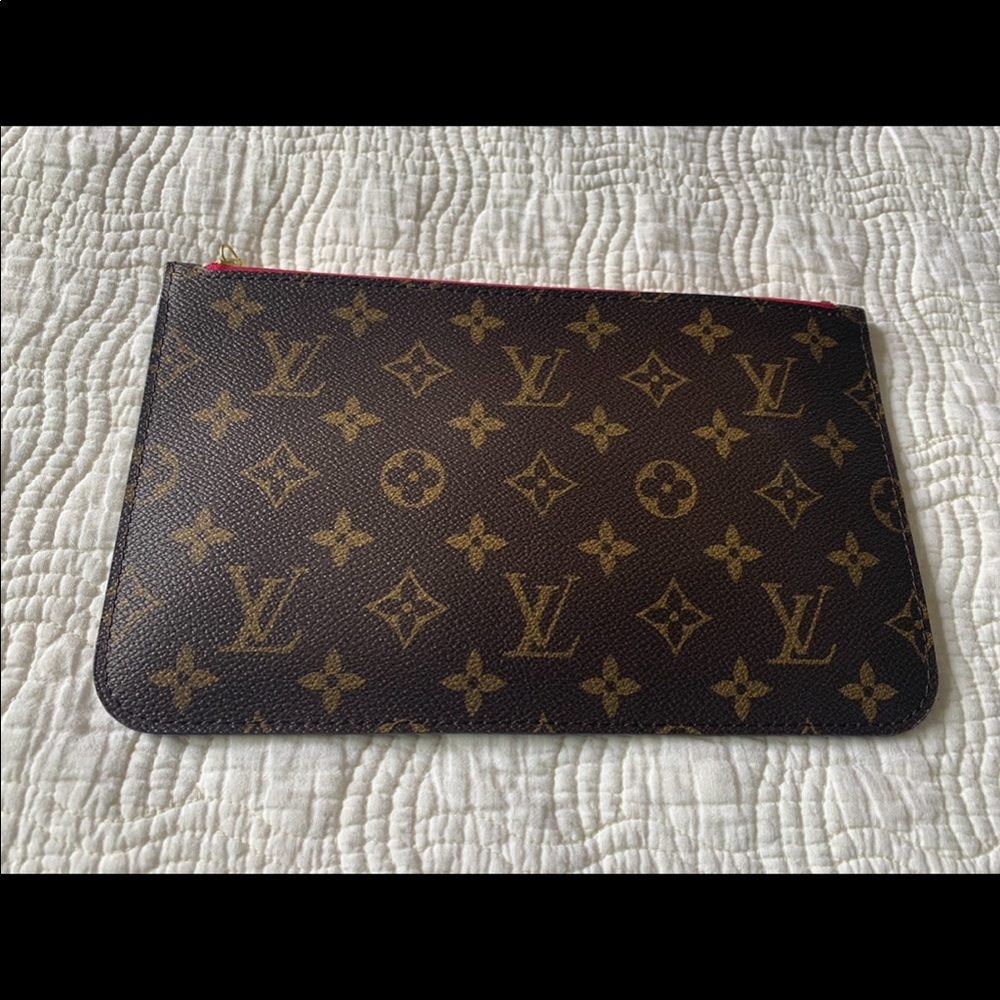 COPY - Louis Vuitton Neverfull pouch MM MONAGRAM